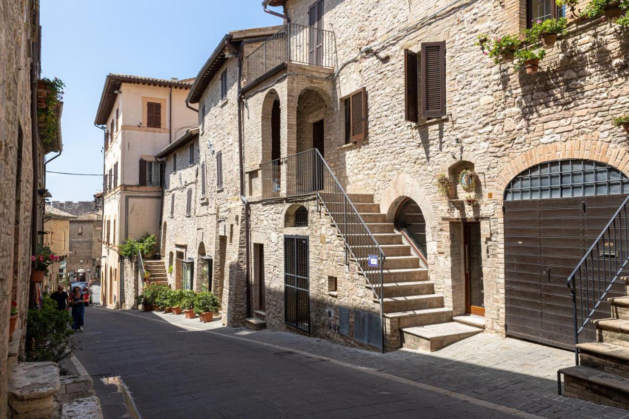 Loft Rustico In Centro Storico Lägenhet Assisi Exteriör bild